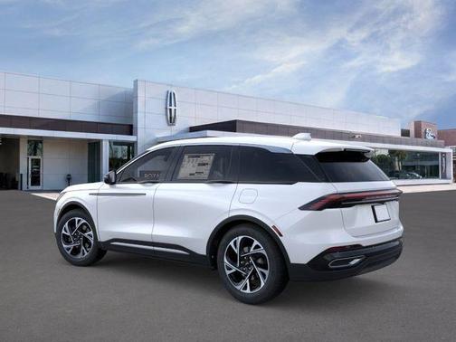 White Platinum Clearcoat Metallic 2026 Lincoln Nautilus Premiere