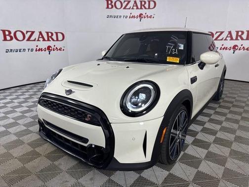 2023 MINI Hardtop Cooper