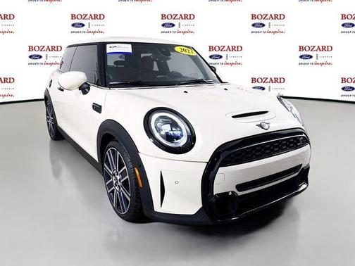 2023 MINI Hardtop Cooper