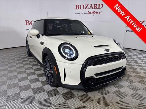 2023 MINI Hardtop Cooper