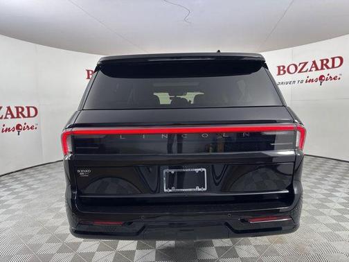 2025 Lincoln Navigator L Reserve