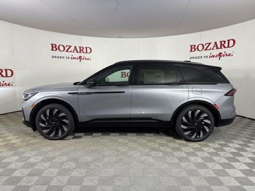 2025 Lincoln Nautilus Reserve