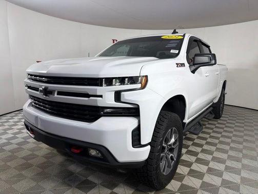 Summit White 2021 Chevrolet Silverado 1500 RST