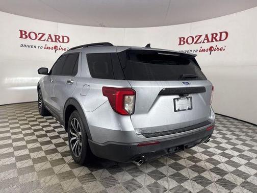 2022 Ford Explorer ST-Line