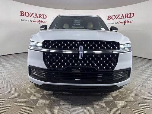 2025 Lincoln Navigator L Black Label