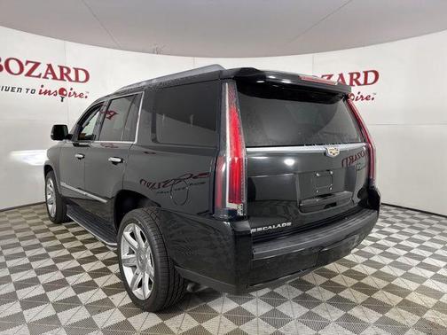2016 Cadillac Escalade Standard