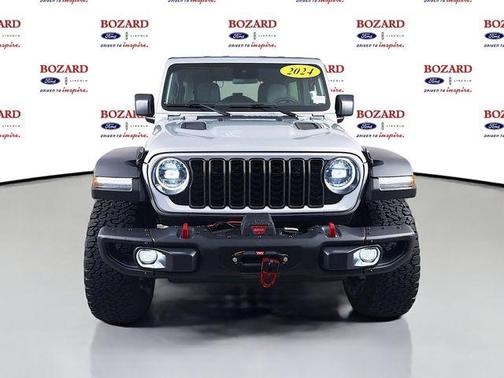 Silver Zynith Clearcoat 2024 Jeep Wrangler Rubicon