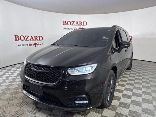 2021 Chrysler Pacifica Touring