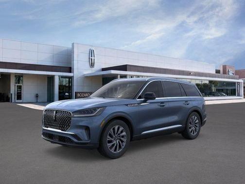 Whisper White 2026 Lincoln Aviator Premiere