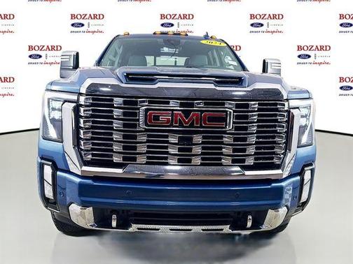 2024 GMC Sierra 2500 Denali