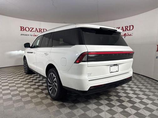 2025 Lincoln Navigator Black Label