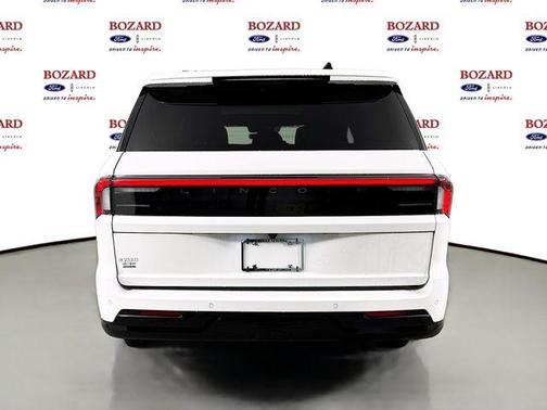 2025 Lincoln Navigator Black Label