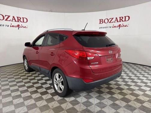 Garnet Red 2013 Hyundai TUCSON GLS