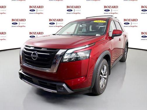 Scarlet Ember 2022 Nissan Pathfinder SL