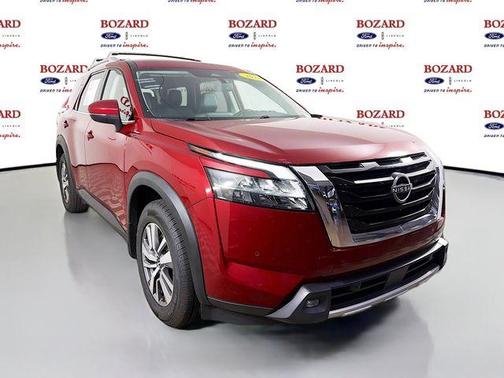 Scarlet Ember 2022 Nissan Pathfinder SL