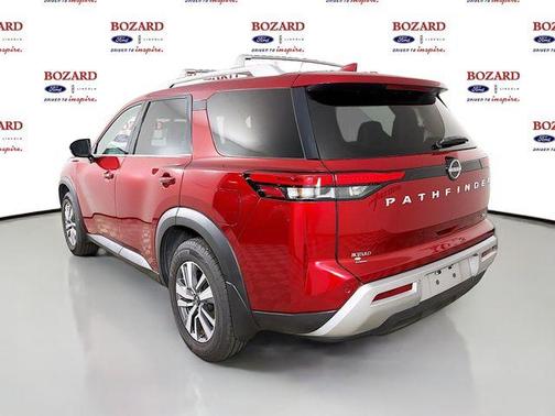Scarlet Ember 2022 Nissan Pathfinder SL