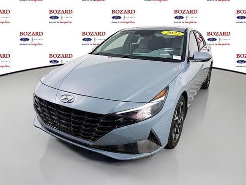 2022 Hyundai ELANTRA SEL