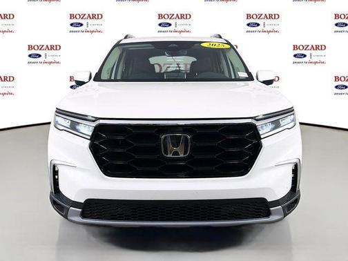 Platinum White Pearl 2025 Honda Pilot Touring