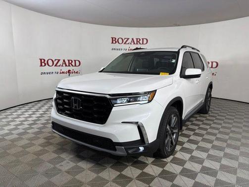 Platinum White Pearl 2025 Honda Pilot Touring