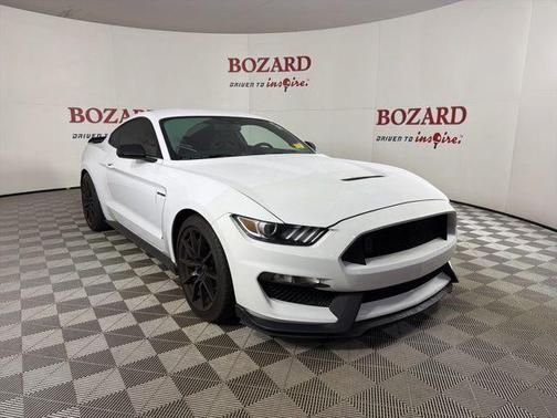 Oxford White 2017 Ford Shelby GT350 Base
