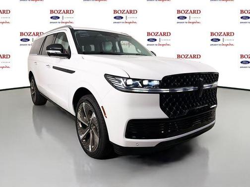 Star White 2026 Lincoln Navigator L Black Label