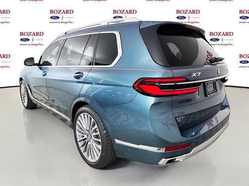 2024 BMW X7 xDrive40i