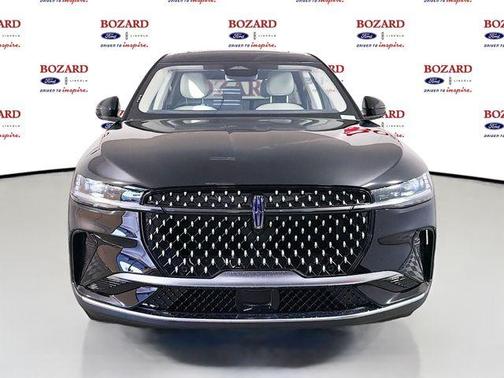 Infinite Black Metallic 2026 Lincoln Nautilus Premiere