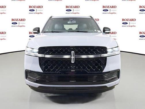 Gray Mist Metallic 2026 Lincoln Navigator Reserve