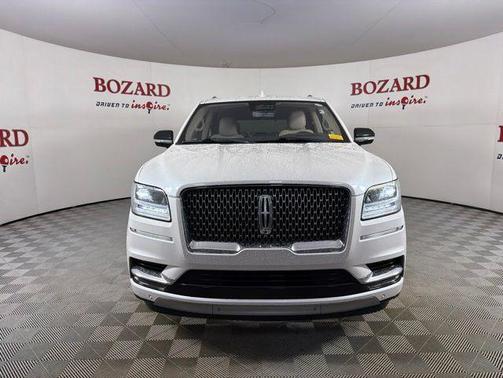 White Platinum Clearcoat Metallic 2019 Lincoln Navigator Reserve