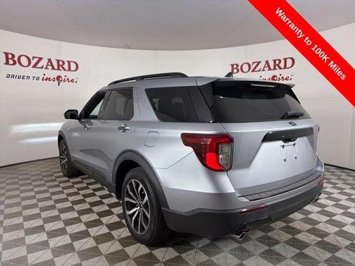 Iconic Silver Metallic 2022 Ford Explorer ST-Line