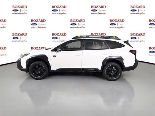 Crystal White Pearl 2024 Subaru Outback Wilderness