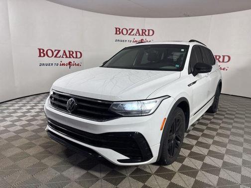 2022 Volkswagen Tiguan 2.0T SE R-Line Black