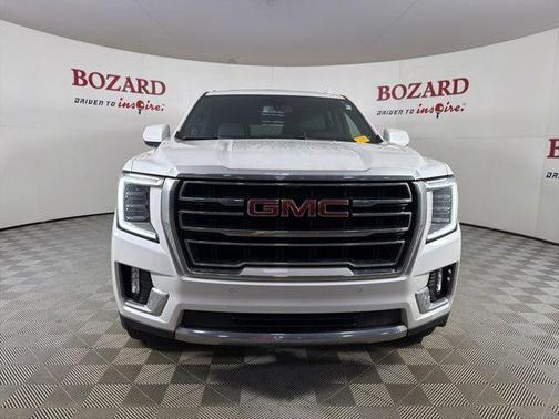 Black 2022 GMC Yukon SLT