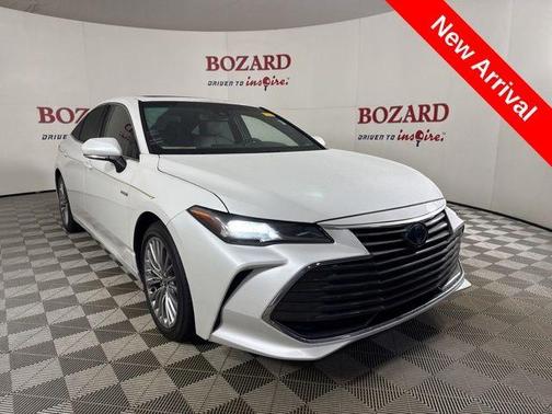 2021 Toyota Avalon Hybrid Limited