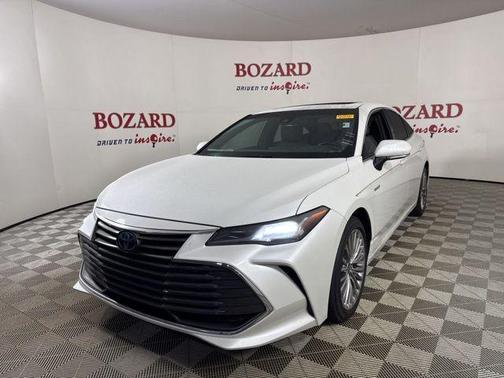 2021 Toyota Avalon Hybrid Limited