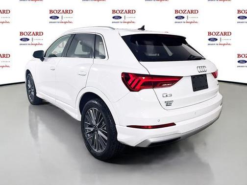 2022 Audi Q3 40 Premium