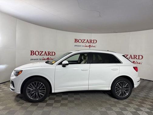 2022 Audi Q3 40 Premium