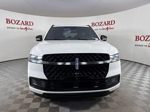 2025 Lincoln Navigator Reserve