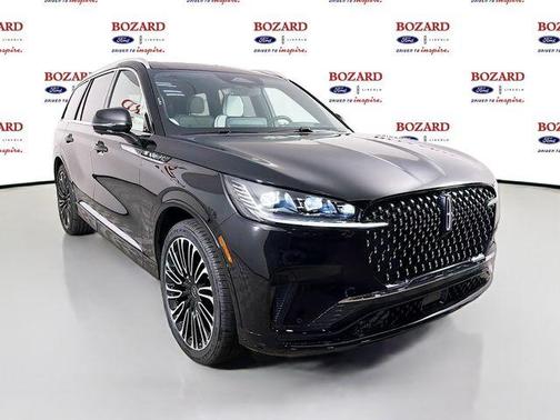 Infinite Black Metallic 2026 Lincoln Aviator Black Label AWD