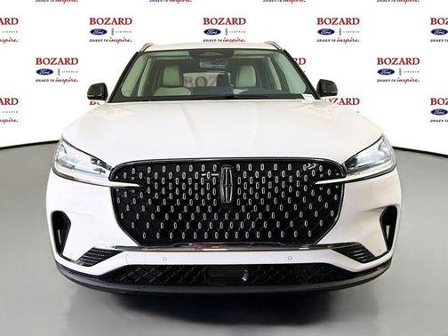 Pristine White 2026 Lincoln Aviator Premiere