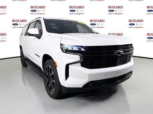 2023 Chevrolet Suburban RST