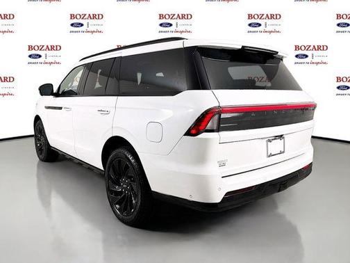 Pristine White 2025 Lincoln Navigator Reserve