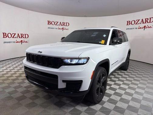 Bright White Clearcoat 2023 Jeep Grand Cherokee L Laredo