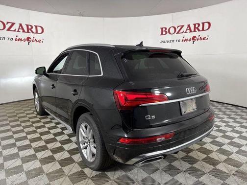 2022 Audi Q5 45 S line quattro Premium