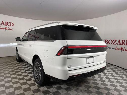 2025 Lincoln Navigator L Reserve