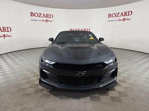Shadow Gray Metallic 2019 Chevrolet Camaro 1SS
