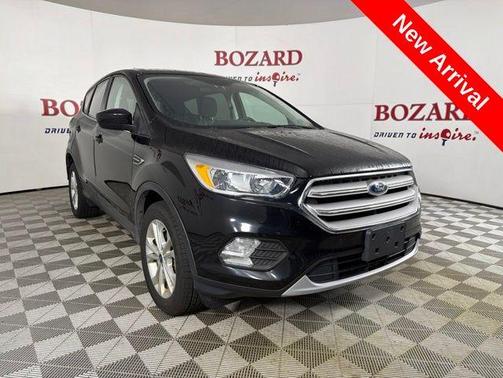 Black Metallic 2019 Ford Escape SE