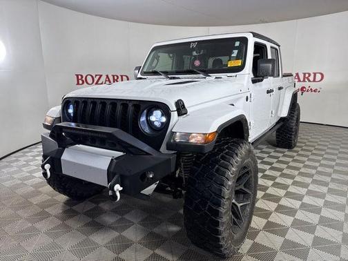 2022 Jeep Gladiator Sport