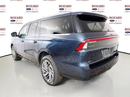 Flight Blue 2026 Lincoln Navigator L Reserve