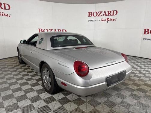 2005 Ford Thunderbird 